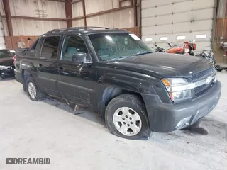 2003 Chevrolet Avalanche with VIN 3GNEK13T33G215374, listed as a IAAI auction lot 41849433 with 86,667 mi miles. Bid and sale history available at carsss.com. Image 1.