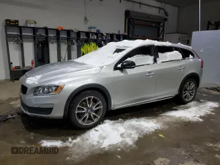 2018 Volvo V60 Cross Country with VIN YV440MWK6J2052043, listed as a Copart auction lot 83323234 with 66,410 mi miles and Salvage Title. Bid and sale history available at carsss.com. Image 1.