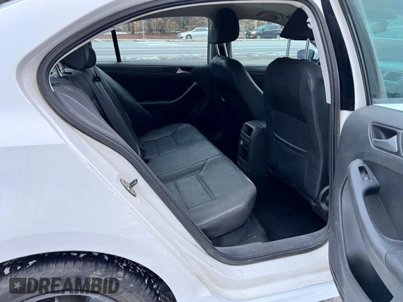 2012 Volkswagen Jetta Sedan SE w/Convenience & Sunroof PZEV with VIN 3VWBP7AJ6CM454742, listed as a Copart auction lot 50377315 with 161,080 mi miles and Clean Title. Bid and sale history available at carsss.com. Image 6.