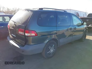 2001 Toyota Sienna LE z VIN 4T3ZF13C51U324527, wystawiony jako IAAI lot #41622465 z przebiegiem 145 450 mil mil oraz . Historia ofert i sprzedaży dostępna na DreamBid. Obrazek 4.