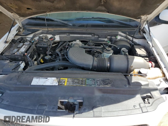 2001 Ford F-150 XLT with VIN 1FTRW08L41KB76026, listed as a Copart auction lot 63526545 with 174,126 mi miles and Clean title. Bid and sale history available at DreamBid. Image 11.