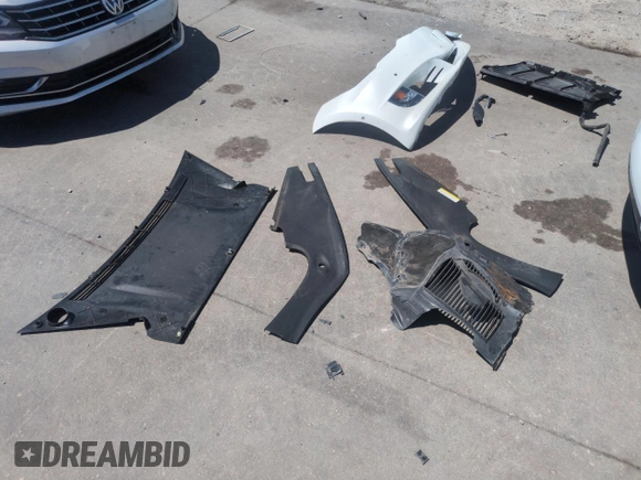 2017 Tesla Model S 100D with VIN 5YJSA1E29HF186222, listed as a Copart auction lot 55060935 with Not provided miles and Salvage title. Bid and sale history available at DreamBid. Image 12.