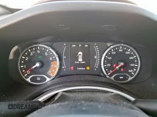 2020 Jeep Renegade Sport with VIN ZACNJAAB3LPL03021, listed as a Copart auction lot 62174615 with 51,645 mi miles and Salvage title. Bid and sale history available at DreamBid. Image 9.