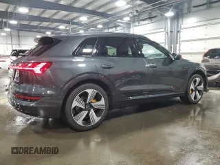 2022 Audi e-tron Premium Plus with VIN WA1LAAGE2NB009791, listed as a Copart auction lot 83365324 with 23,763 mi miles and Salvage title. Bid and sale history available at DreamBid. Image 3.