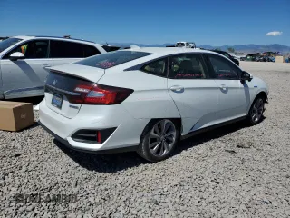 2018 Honda Clarity Plug-In Hybrid with VIN JHMZC5F19JC022895, listed as a Copart auction lot 59470014 with 56,930 mi miles and Salvage Title. Bid and sale history available at carsss.com. Image 3.