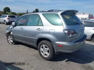 2002 Lexus RX with VIN JTJGF10U620121900, listed as a IAAI auction lot 41616404 with 157,941 mi miles. Bid and sale history available at carsss.com. Image 3.
