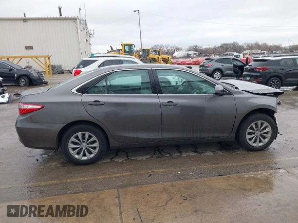 2017 Toyota Camry XLE z VIN 4T1BF1FK3HU374219, wystawiony jako IAAI lot #41502142 z przebiegiem 17 837 mil mil oraz . Historia ofert i sprzedaży dostępna na DreamBid. Obrazek 14.
