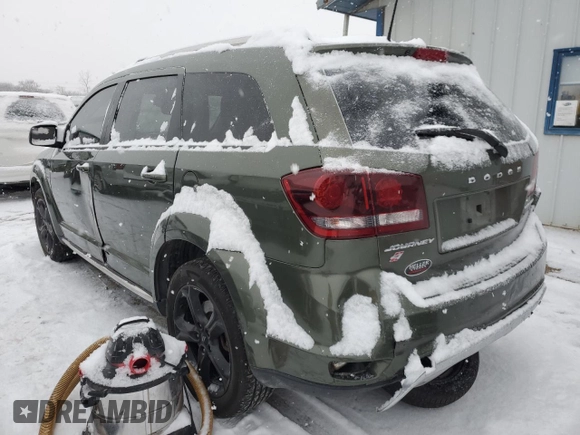 2019 Dodge Journey Crossroad z VIN 3C4PDDGG4KT811044, wystawiony jako Copart lot #84184044 z przebiegiem 84 829 mil mil oraz Szkoda całkowita • Salvage title. Historia ofert i sprzedaży dostępna na DreamBid. Obrazek 2.
