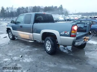 2006 GMC Sierra 1500 SLE1 with VIN 1GTEK19B76Z221061, listed as a IAAI auction lot 41037819 with 126,431 mi miles. Bid and sale history available at carsss.com. Image 3.