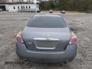 2008 Nissan Altima 2.5 S with VIN 1N4AL21EX8C144267, listed as a IAAI auction lot 41919547 with 83,874 mi miles. Bid and sale history available at carsss.com. Image 16.