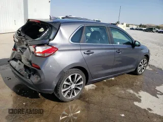 2019 Hyundai Elantra GT with VIN KMHH35LE0KU088876, listed as a Copart auction lot 69806904 with 79,925 mi miles and Salvage Title. Bid and sale history available at carsss.com. Image 3.