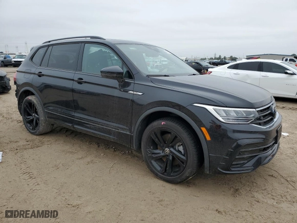 2023 Volkswagen Tiguan SE R-Line Black with VIN 3VVCB7AX1PM122483, listed as a Copart auction lot 42563035 with 22,054 mi miles and Salvage Title. Bid and sale history available at carsss.com. Image 4.