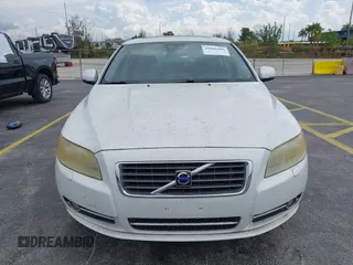 2012 Volvo S80 3.2L with VIN YV1952AS7C1151687, listed as a IAAI auction lot 41886406 with 117,720 mi miles. Bid and sale history available at carsss.com. Image 6.