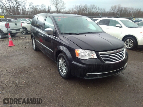 2015 Chrysler Town & Country Touring L with VIN 2C4RC1CG7FR539937, listed as a IAAI auction lot 41817807 with 158,400 mi miles and . Bid and sale history available at carsss.com. Image 1.