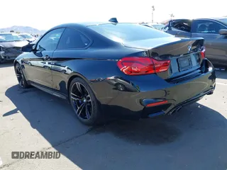 2018 BMW M4 z VIN WBS4Y9C57JAC86023, wystawiony jako IAAI lot #41858452 z przebiegiem 95 640 mil mil oraz . Historia ofert i sprzedaży dostępna na DreamBid. Obrazek 3.