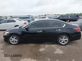 2015 Nissan Altima SL z VIN 1N4AL3AP5FC189105, wystawiony jako IAAI lot #42120835 z przebiegiem 140 341 mil mil oraz . Historia ofert i sprzedaży dostępna na DreamBid. Obrazek 14.