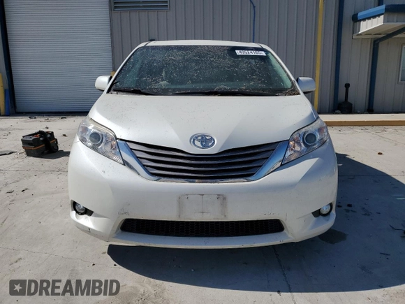 2017 Toyota Sienna XLE Auto Access Seat with VIN 5TDYZ3DC5HS889336, listed as a Copart auction lot 49524165 with 89,005 mi miles and Salvage Title. Bid and sale history available at carsss.com. Image 5.