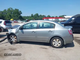 2011 Nissan Sentra 2.0 z VIN 3N1AB6AP9BL636499, wystawiony jako IAAI lot #42719347 z przebiegiem 199 162 mil mil oraz . Historia ofert i sprzedaży dostępna na DreamBid. Obrazek 15.