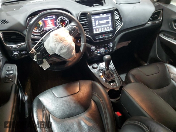 2019 Jeep Cherokee Limited with VIN 1C4PJMDX1KD329862, listed as a Copart auction lot 54005945 with 60,710 mi miles and Salvage Title. Bid and sale history available at DreamBid. Image 8.