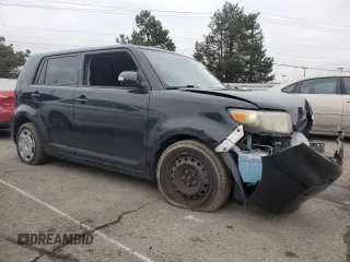 2014 Scion xB z VIN JTLZE4FE7EJ049074, wystawiony jako Copart lot #85734414 z przebiegiem 102 358 mil mil oraz Szkoda całkowita • Salvage title. Historia ofert i sprzedaży dostępna na DreamBid. Obrazek 4.