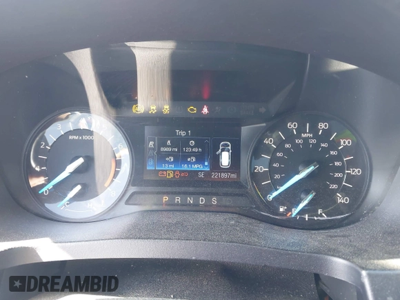 2017 Ford Explorer XLT z VIN 1FM5K8D85HGC79264, wystawiony jako IAAI lot #42007539 z przebiegiem 221 897 mil mil oraz . Historia ofert i sprzedaży dostępna na DreamBid. Obrazek 7.