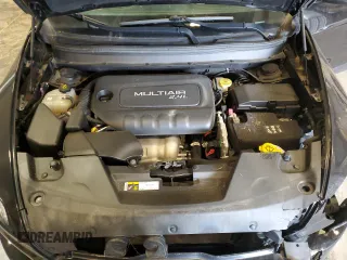 2016 Jeep Cherokee Altitude z VIN 1C4PJLAB2GW177394, wystawiony jako Copart lot #57840255 z przebiegiem 147 962 mil mil oraz Nie do naprawy • Non repairable. Historia ofert i sprzedaży dostępna na DreamBid. Obrazek 11.