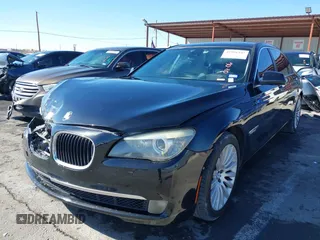 2012 BMW 7 Series 750Li with VIN WBAKB8C53CC962897, listed as a IAAI auction lot 41501447 with 186,046 mi miles and . Bid and sale history available at DreamBid. Image 6.