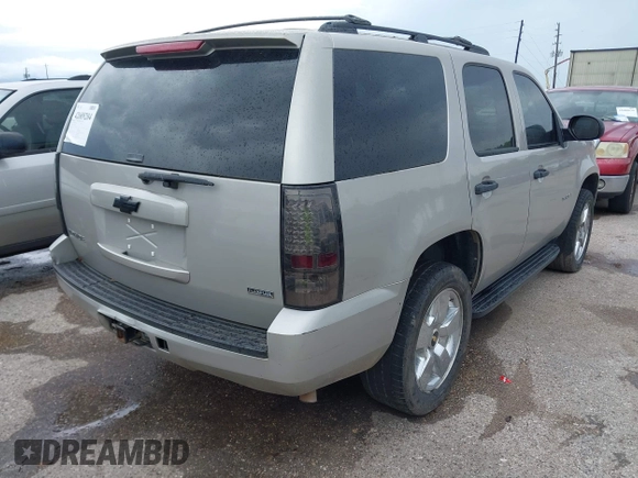 2007 Chevrolet Tahoe LT z VIN 1GNFC13017J400809, wystawiony jako IAAI lot #42689204 z przebiegiem 237 400 mil mil oraz . Historia ofert i sprzedaży dostępna na DreamBid. Obrazek 4.
