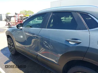 2025 Mazda CX-30 S Preferred with VIN 3MVDMBCM3SM803447, listed as a IAAI auction lot 42044985 with 658 mi miles and . Bid and sale history available at DreamBid. Image 15.