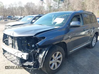 2012 Toyota Highlander with VIN 5TDBK3EH7CS166357, listed as a IAAI auction lot 41928311 with 112,146 mi miles and . Bid and sale history available at DreamBid. Image 2.