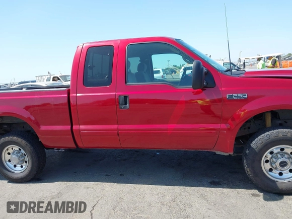 2002 Ford F-250 XL with VIN 1FTNX21F52EB48666, listed as a IAAI auction lot 42519667 with 243,511 mi miles and . Bid and sale history available at DreamBid. Image 13.