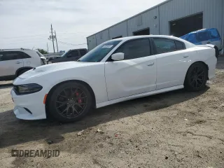 2015 Dodge Charger SRT Hellcat z VIN 2C3CDXL92FH905692, wystawiony jako Copart lot #89259455 z przebiegiem 85 836 mil mil oraz Czysty tytuł • Clean title. Historia ofert i sprzedaży dostępna na DreamBid. Obrazek 1.