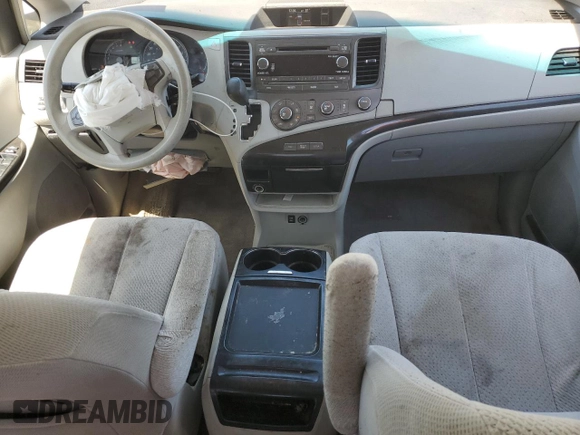 2011 Toyota Sienna LE AAS с VIN 5TDKK3DC4BS046973, выставлен на аукционе Copart как лот 58083875 с пробегом 322 399 миль миль и Списание • Salvage title. История ставок и продаж доступна на DreamBid. Изображение 8.