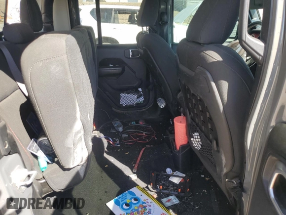 2020 Jeep Gladiator Rubicon with VIN 1C6JJTBG9LL163270, listed as a Copart auction lot 53654005 with 74,744 mi miles and Salvage title. Bid and sale history available at DreamBid. Image 10.