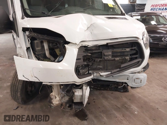 2016 Ford Transit z VIN 1FTBW2CGXGKA81714, wystawiony jako IAAI lot #41699102 z przebiegiem 179 402 mil mil oraz . Historia ofert i sprzedaży dostępna na DreamBid. Obrazek 19.