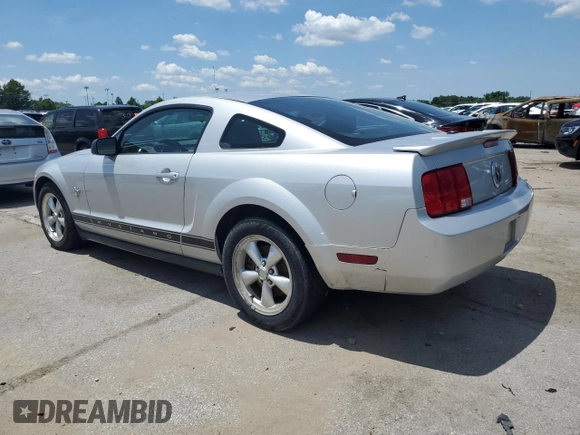 2009 Ford Mustang with VIN 1ZVHT80N095138283, listed as a Copart auction lot 63995925 with 260,699 mi miles and Clean title. Bid and sale history available at DreamBid. Image 2.