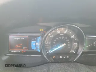 2017 Ford Explorer XLT z VIN 1FM5K7D88HGA84107, wystawiony jako Copart lot #57852825 z przebiegiem 106 997 mil mil oraz Szkoda całkowita • Salvage title. Historia ofert i sprzedaży dostępna na DreamBid. Obrazek 9.