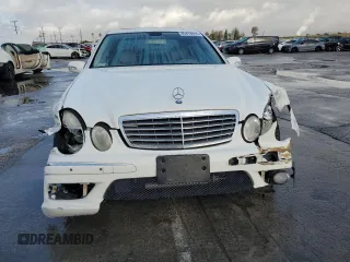 2005 Mercedes-Benz E 5.0L with VIN WDBUF70J25A729893, listed as a Copart auction lot 45418915 with 165,027 mi miles and Clean Title. Bid and sale history available at carsss.com. Image 5.