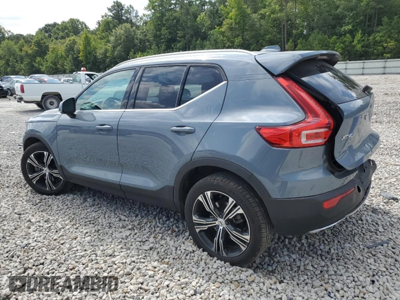 2020 Volvo XC40 Inscription with VIN YV4162UL2L2268301, listed as a Copart auction lot 68509984 with 85,758 mi miles and Salvage Title. Bid and sale history available at DreamBid. Image 2.