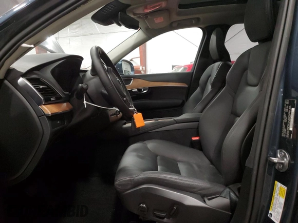 2024 Volvo XC90 Plus Bright Theme with VIN YV4L12PE9R1240823, listed as a Copart auction lot 46479065 with 14,348 mi miles and Salvage Title. Bid and sale history available at DreamBid. Image 7.