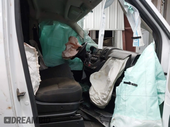 2019 Ram ProMaster Cargo with VIN 3C6TRVBG5KE549723, listed as a IAAI auction lot 41034244 with Not Provided miles and . Bid and sale history available at carsss.com. Image 5.