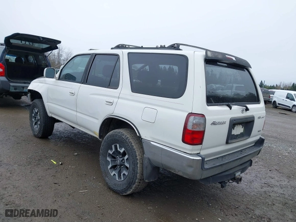 1999 Toyota 4Runner SR5 with VIN JT3HN86R1X0225292, listed as a IAAI auction lot 41848716 with 304,978 mi miles. Bid and sale history available at carsss.com. Image 3.
