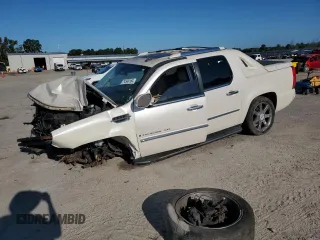 2008 Cadillac Escalade EXT z VIN 3GYFK62888G206744, wystawiony jako Copart lot #74348164 z przebiegiem Nie podano mil oraz Szkoda całkowita • Salvage title. Historia ofert i sprzedaży dostępna na DreamBid. Obrazek 1.