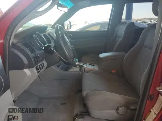 2006 Toyota Tacoma PreRunner z VIN 5TEJU62N26Z303424, wystawiony jako Copart lot #60994085 z przebiegiem 209 792 mil mil oraz Szkoda całkowita • Salvage title. Historia ofert i sprzedaży dostępna na DreamBid. Obrazek 7.