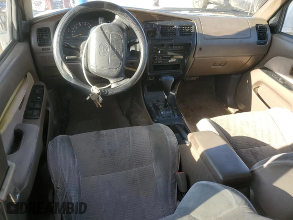 1997 Toyota 4Runner SR5 with VIN JT3GN86R2V0027734, listed as a Copart auction lot 50656125 with 223,648 mi miles and Clean title. Bid and sale history available at DreamBid. Image 8.