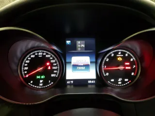 2017 Mercedes-Benz C 300 с VIN WDDWF4KB3HR228313, выставлен на аукционе Copart как лот 44184725 с пробегом 73 950 миль миль и Чистый • Clean title. История ставок и продаж доступна на DreamBid. Изображение 9.