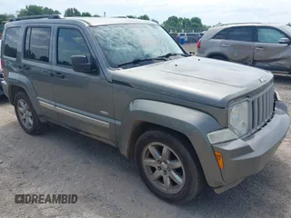 2012 Jeep Liberty Arctic with VIN 1C4PJMAK0CW181847, listed as a IAAI auction lot 42622770 with 229,432 mi miles and . Bid and sale history available at DreamBid. Image 1.