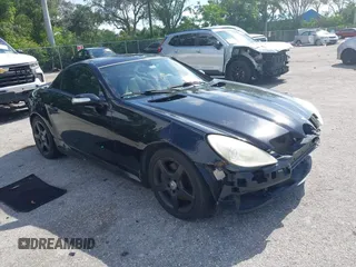 2008 Mercedes-Benz SLK 350 с VIN WDBWK56F38F186671, выставлен на аукционе IAAI как лот 42748636 с пробегом 117 824 миль миль и . История ставок и продаж доступна на DreamBid. Изображение 1.