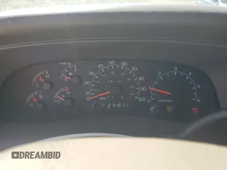 2001 Ford Excursion Limited z VIN 1FMNU42S71EA71342, wystawiony jako Copart lot #43636565 z przebiegiem 181 107 mil mil oraz Szkoda całkowita • Salvage title. Historia ofert i sprzedaży dostępna na DreamBid. Obrazek 9.