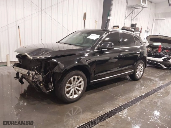 2016 Audi Q5 Premium with VIN WA1C2AFP5GA045015, listed as a IAAI auction lot 41656012 with 95,385 mi miles. Bid and sale history available at carsss.com. Image 2.